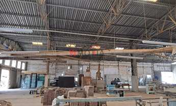 Imagem 2: Galpão Comercial de Alto Padrão na Vila Cecília - Mogi das Cruzes-SP: 3 Salas, 14 Banheiro