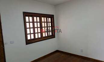 Imagem 2: Casa com 03 Dormitórios á Venda em Mogi das Cruzes SP