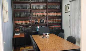 Imagem 6: Casa Comercial à Venda em Mogi das Cruzes-SP - Centro: 4 Quartos, 2 Salas, 3 Banheiros, 5