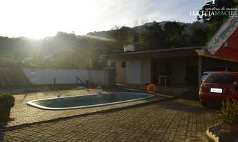 Imagem 3: 4 dormitórios, 3 banheiro, 2 vagas na garagem, 1240M² de Área Total