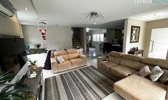 Imagem 6: 3 dormitórios, 2 banheiro, 2 vagas na garagem, 229M² de Área Total