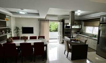 Imagem 7: 3 dormitórios, 2 banheiro, 4 vagas na garagem, 266M² de Área Total