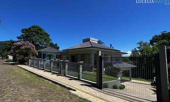 Imagem 3: 3 dormitórios, 2 banheiro, 4 vagas na garagem, 266M² de Área Total