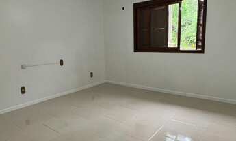 Imagem 5: 3 dormitórios, 2 banheiro, 1 vaga na garagem, 122M² de Área Construída, 360M² de Área Tota