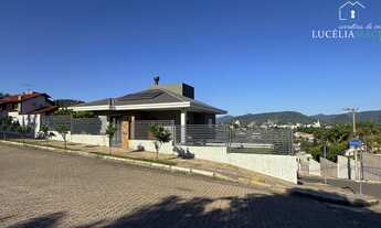 Imagem: 3 dormitórios, 1 suítes, 1 banheiros