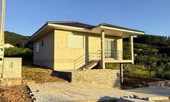 Imagem 2: 2 dormitórios, 1 banheiros, 1 vaga na garagem, 80M² de Área Construída, 80M² de Área Total