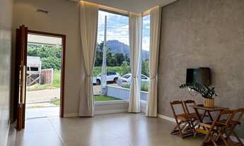 Imagem 2: 3 dormitórios, 2 banheiro, 2 vagas na garagem, 202M² de Área Total