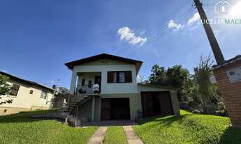 Imagem: 3 dormitórios, 1 banheiros, 3 vagas na