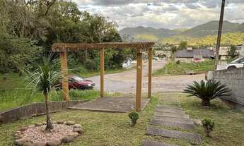 Imagem: 2 dormitórios, 1 banheiros, 1 vaga na garagem