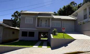 Imagem: 3 dormitórios, 1 banheiros, 2 vagas na