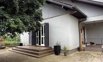 Imagem 3: 4 dormitórios, 2 banheiro, 4 vagas na garagem, 201M² de Área Total