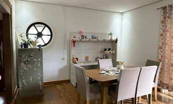 Imagem 4: 4 dormitórios, 2 banheiro, 4 vagas na garagem, 201M² de Área Total