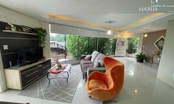 Imagem 2: 5 dormitórios, 2 banheiro, 1 vaga na garagem, 448M² de Área Total