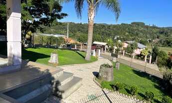 Imagem 3: 3 dormitórios, 1 suítes, 3 banheiro, 2 vagas na garagem, 2488M² de Área Total