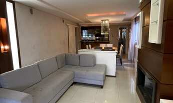 Imagem 4: 2 dormitórios, 2 banheiro, 2 vagas na garagem, 198M² de Área Construída