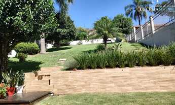 Imagem 2: 3 dormitórios, 1 suítes, 3 banheiro, 2 vagas na garagem, 270M² de Área Total