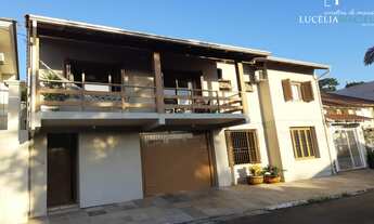 Imagem 3: 3 dormitórios, 1 suítes, 3 banheiro, 2 vagas na garagem, 270M² de Área Total