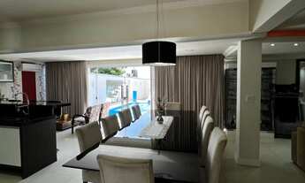 Imagem: 3 dormitórios, 1 suítes, 3 banheiro, 2