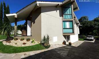 Imagem 3: 3 dormitórios, 1 suítes, 3 banheiro, 4 vagas na garagem, 257M² de Área Total