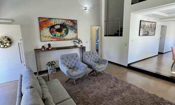 Imagem 5: 3 dormitórios, 1 suítes, 3 banheiro, 4 vagas na garagem, 257M² de Área Total