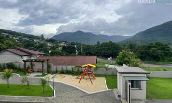 Imagem 2: 2 dormitórios, 1 banheiros, 1 vaga na garagem, 2M² de Área Construída, 70M² de Área Total