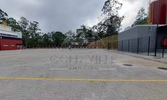 Imagem 5: GA5163 - Galpão Industrial para Locação em Embu das Artes-SP: 3 Salas, 4 Banheiros, 8 Vaga