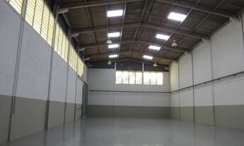 Imagem 2: GA4464 - Alugar galpão em Santana de Parnaíba dentro de condomínio com 675 metros de terre