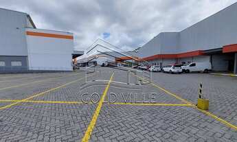 Imagem 3: GA0385 - alugo este galpão no *Embu das Artes* dentro de condomínio com 3.186 metros de ár