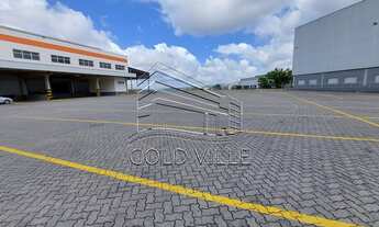 Imagem 2: GA0385 - alugo este galpão no *Embu das Artes* dentro de condomínio com 3.186 metros de ár