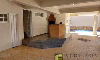 Imagem 6: LUXO E CONFORTO: ALUGUE AGORA UMA ESPETACULAR CASA EM CONDOMÍNIO COM 04 SUÍTES E PISCINA!