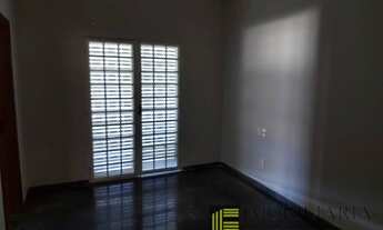 Imagem 5: LUXO E CONFORTO: ALUGUE AGORA UMA ESPETACULAR CASA EM CONDOMÍNIO COM 04 SUÍTES E PISCINA!