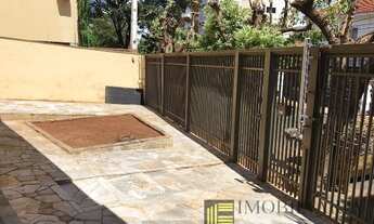 Imagem 2: OPORTUNIDADE! CASA PARA VENDA COM 03 DORMITÓRIOS E AMPLO QUINTAL - VILA SÃO PEDRO