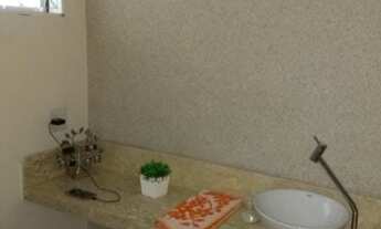 Imagem 7: LINDA CASA COM 190 MT² DE ÁREA CONSTRUÍDA EM EXCELENTE LOCALIZAÇÃO PARA COMPRA