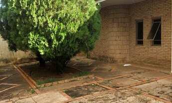 Imagem: OPORTUNIDADE! CASA EM TERRENO DE 450 MTS²