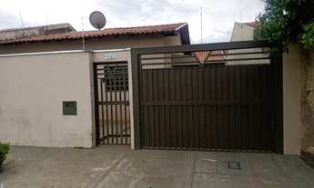 Imagem 1: ÓTIMA CASA NO JARDIM GABRIELA 03 DORMITÓRIOS, 01 SUÍTE