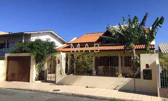 Imagem: Imperdível casa à venda em Florianópolis-SC