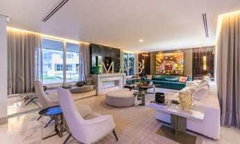 Imagem 7: Casa de Altíssimo Padrão com 4 Pavimentos à Venda em Jurerê Internacional, Florianópolis S