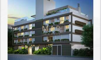 Imagem: Duplex exclusivo a poucos metros do mar