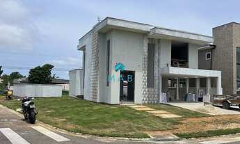 Imagem 2: Casa de Alto Padrão à Venda em Condomínio Fechado na Av. Red Park no Bairro Rio Vermelho
