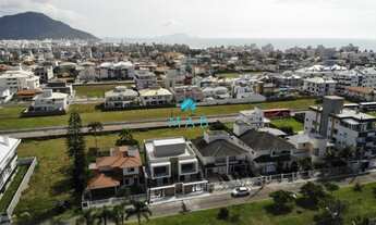 Imagem 6: Sobrado Geminado, de Alto Padrão, à Venda em Região Nobre de Ingleses - Florianópolis, SC!