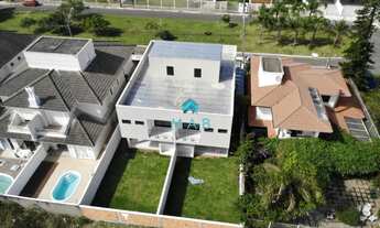 Imagem 2: Sobrado Geminado, de Alto Padrão, à Venda em Região Nobre de Ingleses - Florianópolis, SC!