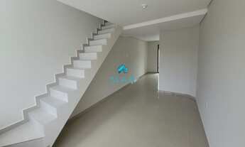 Imagem 6: Lindo Sobrado à Venda com 3 Dormitórios Sendo 1 Suíte, em Ótima Localização do Bairro Ingl