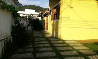 Imagem 3: Locação de temporada - Maresias 12 pessoas - Piscina e Churrasqueira - 200 mts da Praia