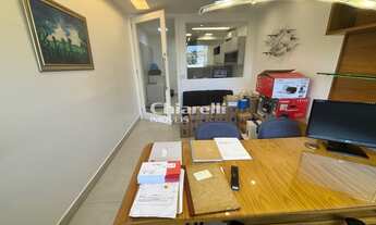 Imagem 3: Sala com garagem em frente ao CHN, com 43,95 m²