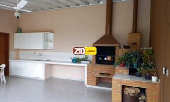 Imagem 7: CASA COM PADRÃO DE CHÁCARA NO CENTRO DA CIDADE- EDÍCULA - JARDIM MOACYR ARRUDA