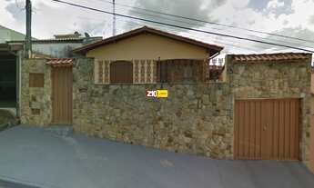 Imagem: CASA TÉRREA COM 02 DORMITÓRIOS E EDÍCULA