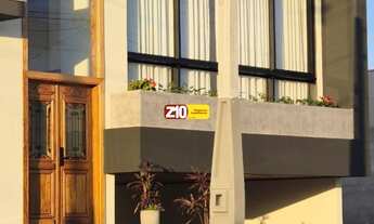 Imagem: LINDA CASA, 03 DORMITÓRIOS SENDO 01 SUÍTE