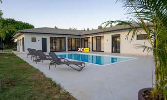 Imagem: CHÁCARA A VENDA 04 SUÍTES - MOSTEIRO DE