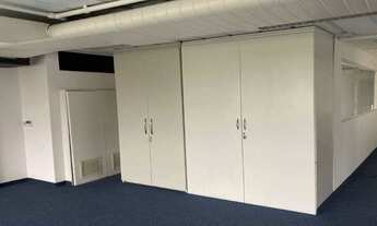 Imagem 3: Locação de Meia Laje no Brooklin Paulista com 139,59m. Com 3 vagas por conjunto, várias sa