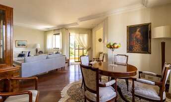 Imagem 3: Venda de Apartamento na Aclimação com 250m, 4 suítes, 6 banheiros, 1 sala de jantar e 2 sa